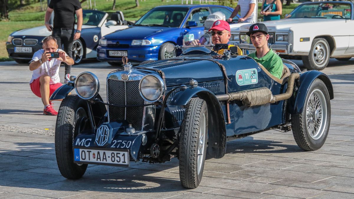 Fantasztikus régi autócsodák