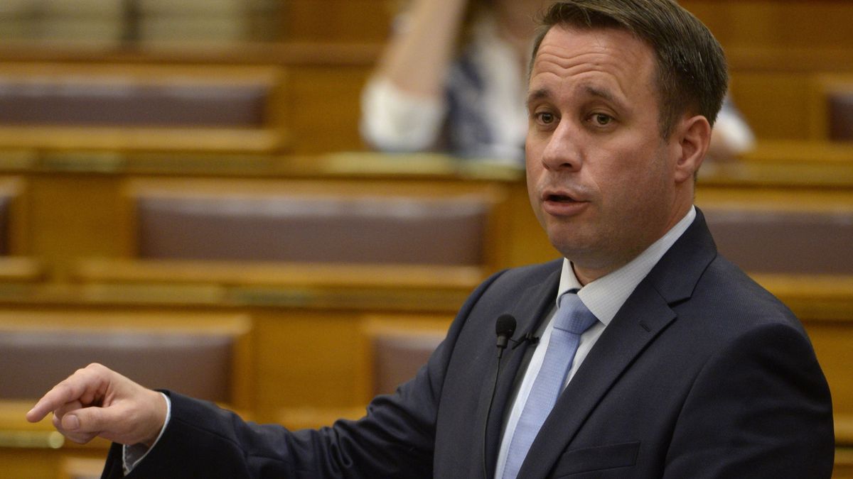 Dömötör Csaba: van olyan akkumulátorgyár ellen balhézó csoport, amely az elmúlt években 2,2 millió dollárt kapott (videó)