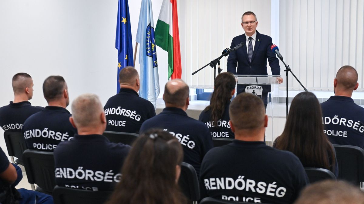 Rétvári Bence: a migrációs hullám továbbra sem csitul