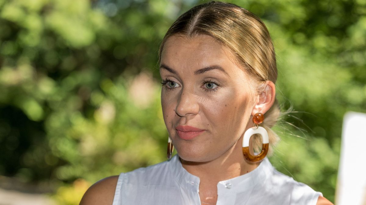 Durván nekimentek Hódi Pamelának