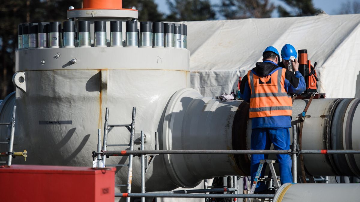 Nógrádi György: Mindenki tudja, ki áll az Északi áramlat felrobbantása mögött – frissül