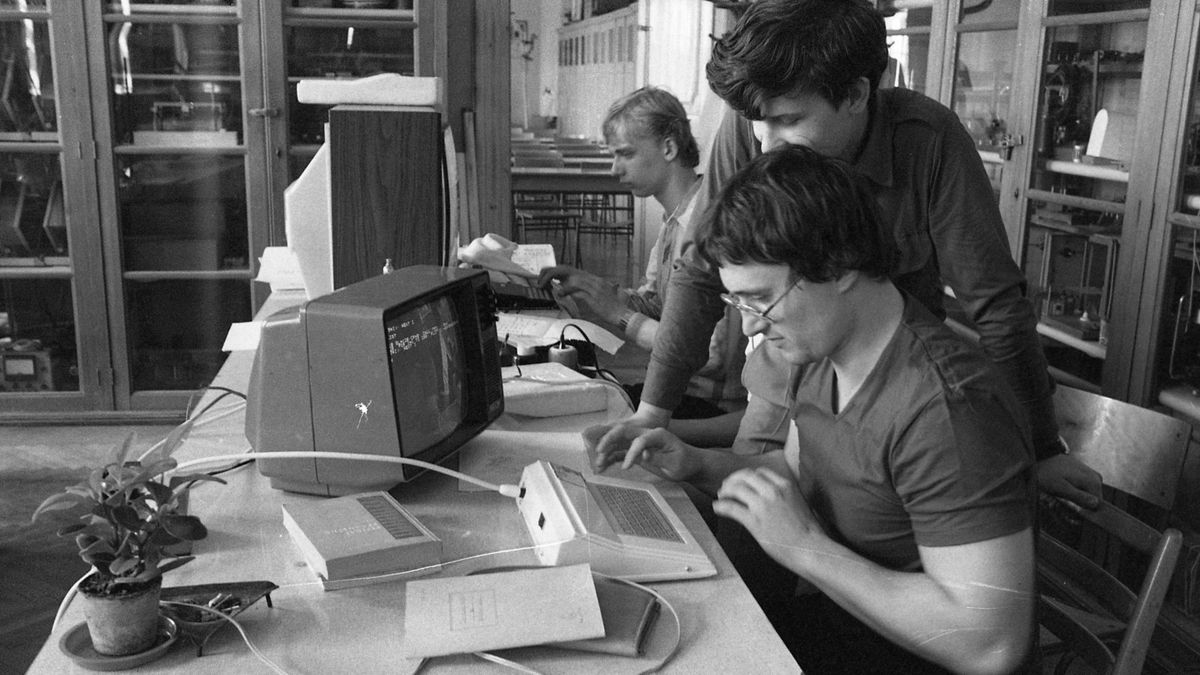 Nyílt játékpályázat: fejlesszen negyvenéves magyar mikroszámítógépre új játékokat!