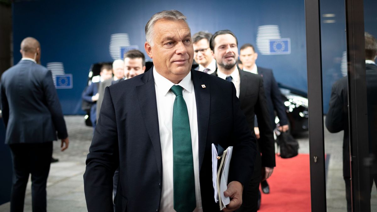 Orbán Viktor azt az utat keresi, amely a magyar imázst alakítja ki a világ szemében