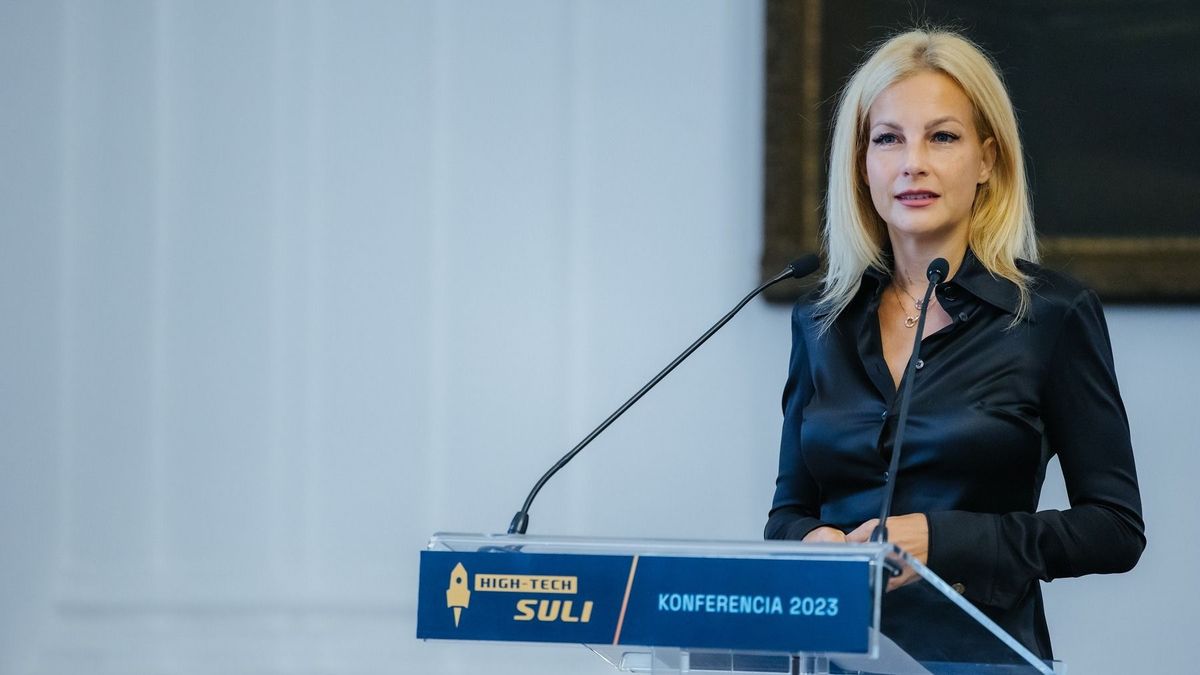 A tantermen kívüli világgal és a munka világával is összeköti az oktatást a High-Tech Suli program