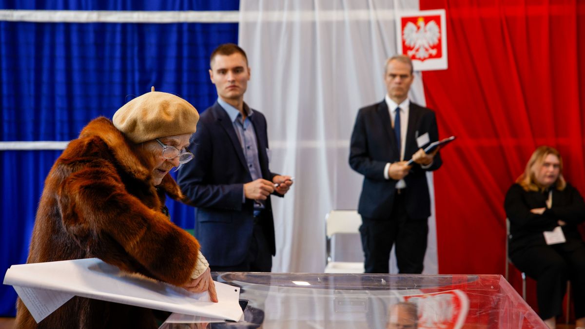 Nyomásgyakorlás: külföldi politikusok is igyekeztek befolyásolni a lengyel választásokat