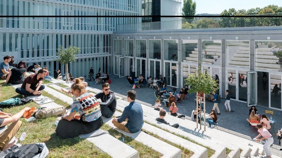 Campustúrákkal és tárlatvezetésekkel tart nyílt napot a MOME novemberben