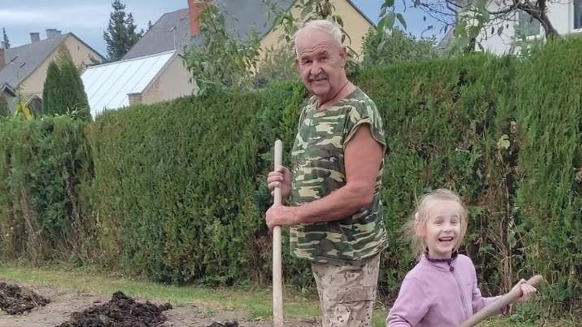 A földigiliszták is besegítenek: ez a zirci család tudja, mi fán terem a komposzt +fotók