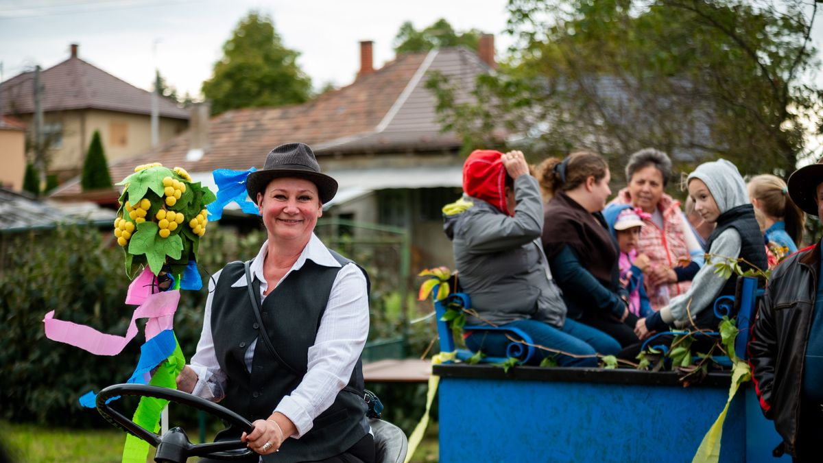 Vidámság a borongós, ajkai időben: jól sikerült az első fesztivál