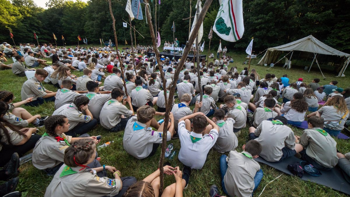 110 éves a Magyar Cserkészszövetség: országos cserkésznappal ünnepelnek Veszprémben