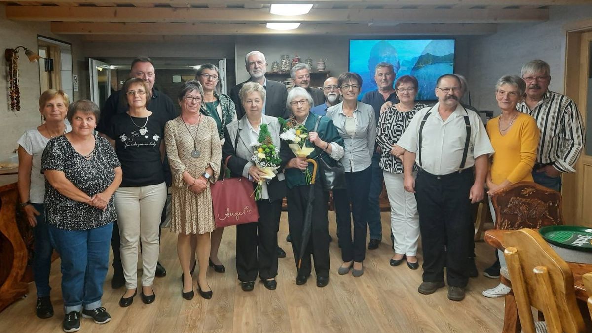 Osztálytalálkozók sorozata Városlődön