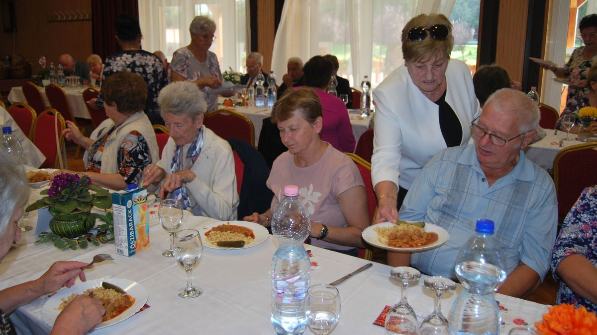 Fontos az idősek küldetése