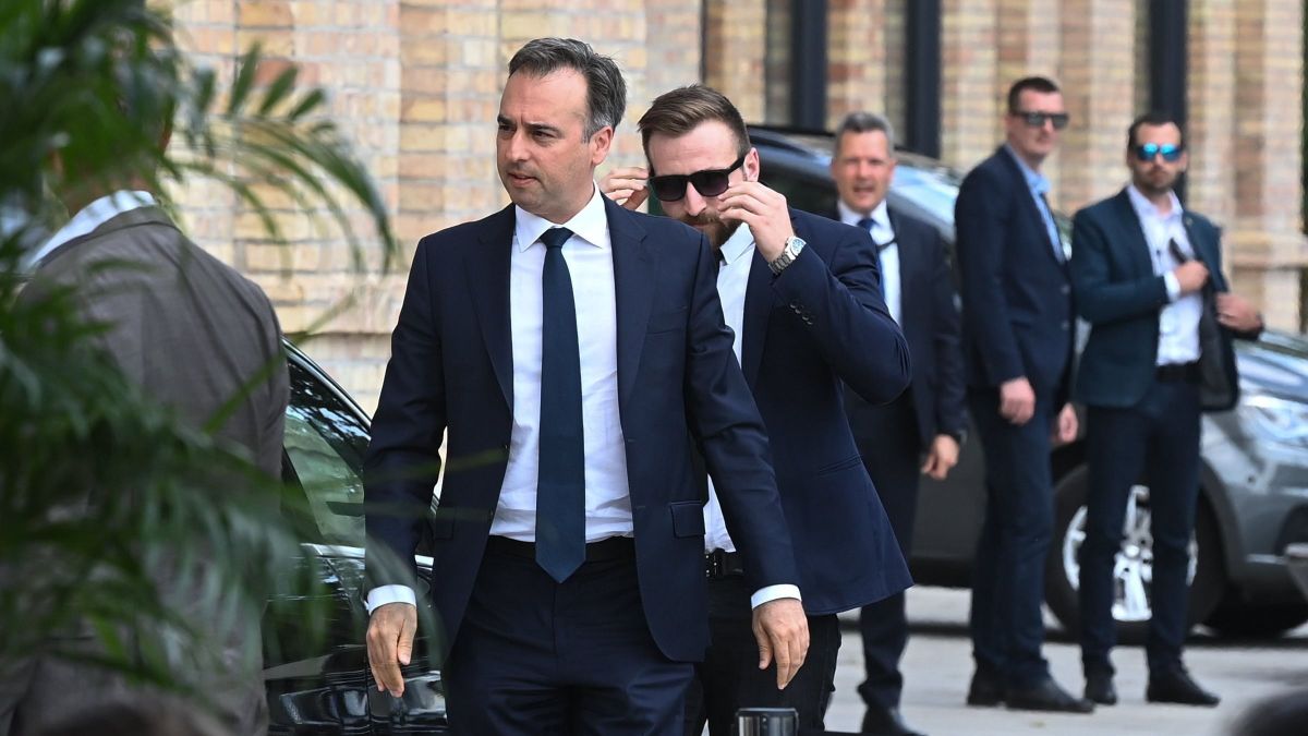 David Pressman tagadja az orosz oligarchával kapcsolatos üzelmeit