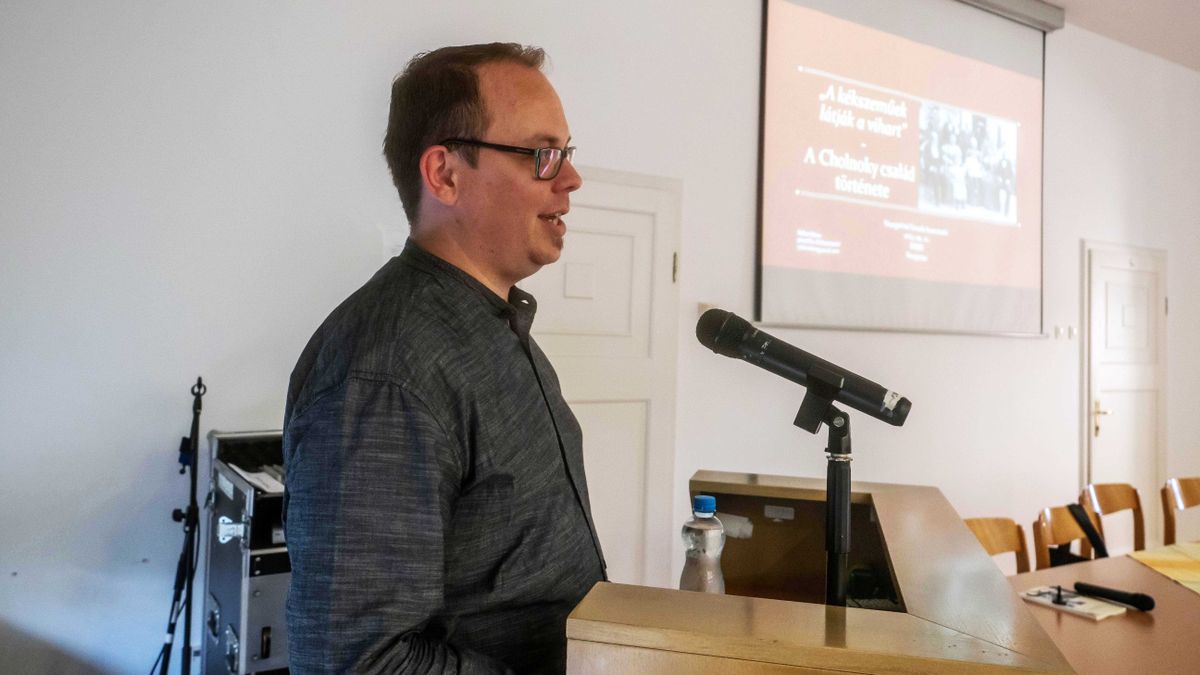 Cholnoky-emlékdíjat vehetett át Rybár Olivér geográfus