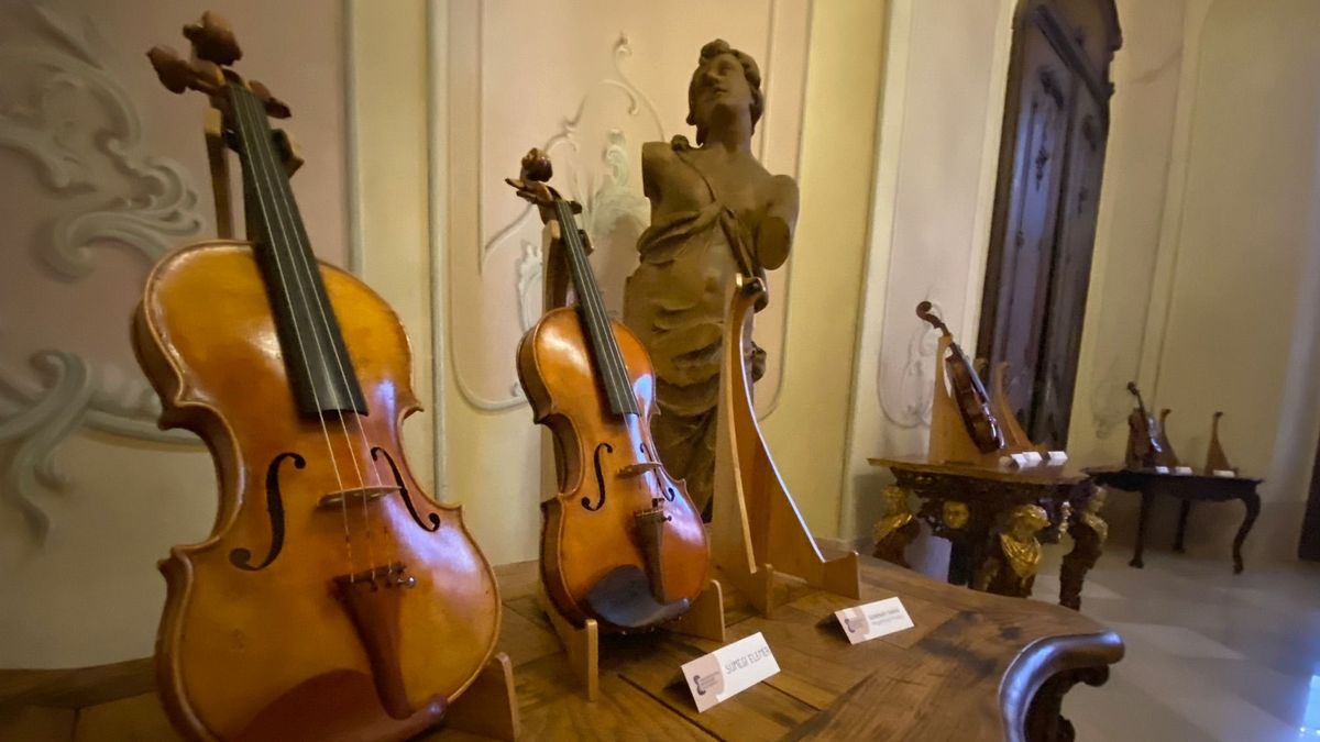 Melyik hegedű szól szebben? Az Érseki Palotában kiderül - videó