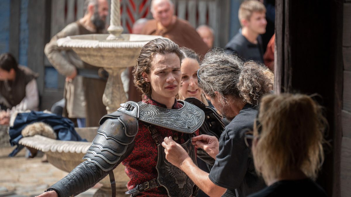 Szerelem és szenvedély a Tündérkert történelmi filmsorozatban (videó)