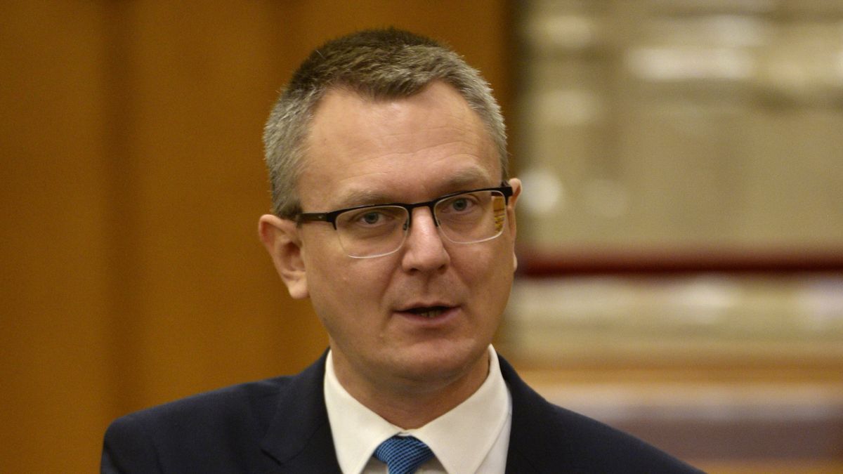 Rétvári Bence: Brüsszel az illegális migránsok további betelepítéséről hozott döntést