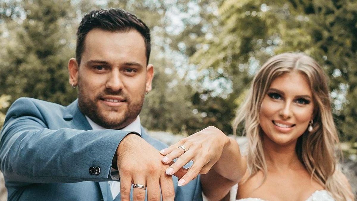 Megnősült Szabó Ádám, itt vannak a képek