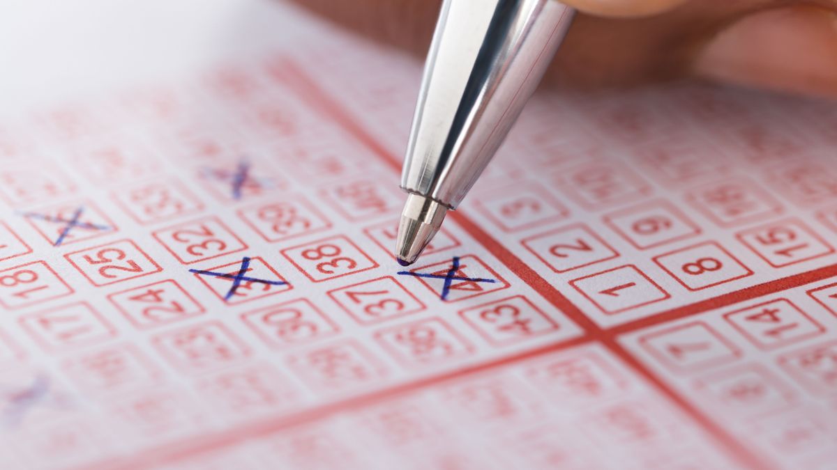 Nekik kedvezett a szerencse: megvannak a hatos lottó nyerőszámai