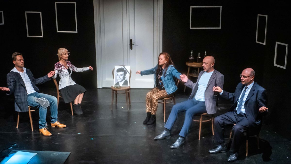 Tetteinknek következménye van (galéria)