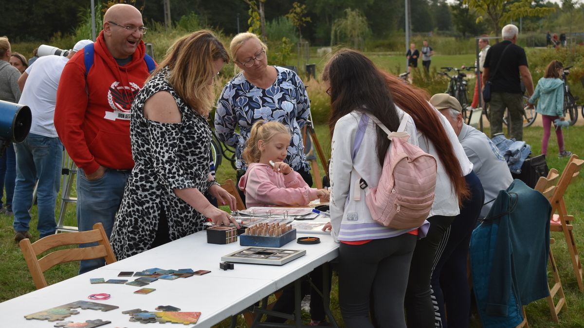 A bölcsiseknek gyűjtöttek a városrészek lakói (fotókkal)