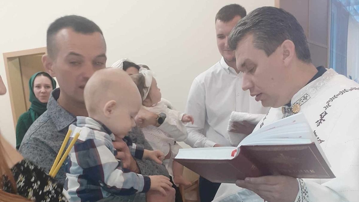 Ukrán nyelvű misék keresztelőkkel