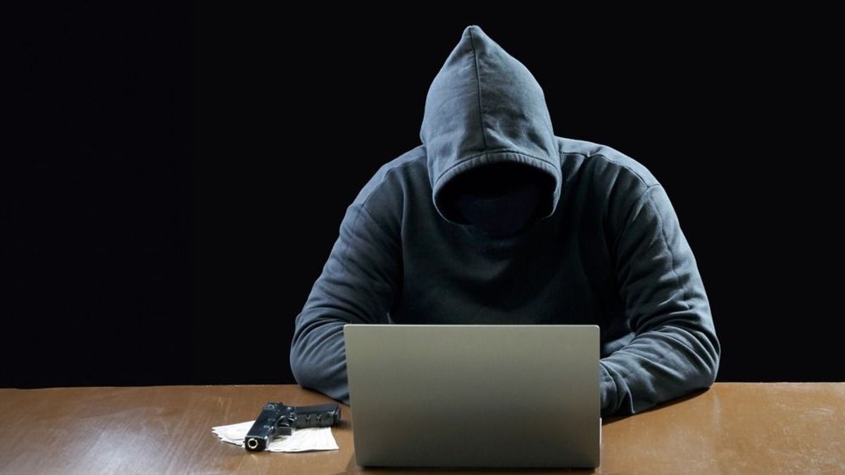 Közel hatvan embertől csalt ki súlyos összegeket egy szélhámos