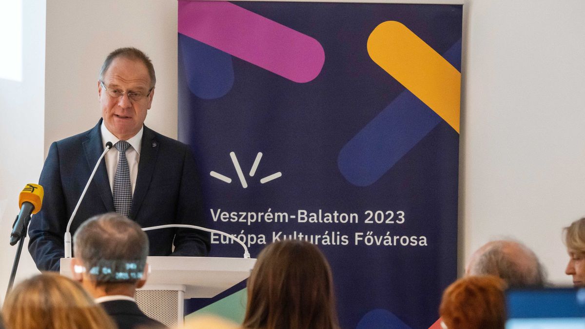 Az Év Tájháza díjat is átadták a veszprémi konferencián