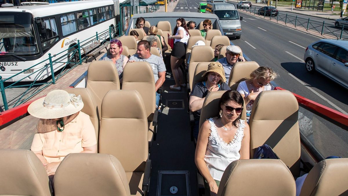 Több százezren indulnak útnak az őszi szünetben