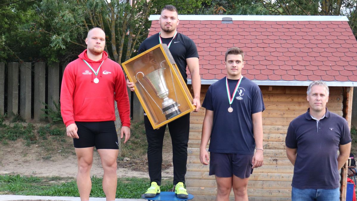 Veszprémben maradtak a vándorserlegek