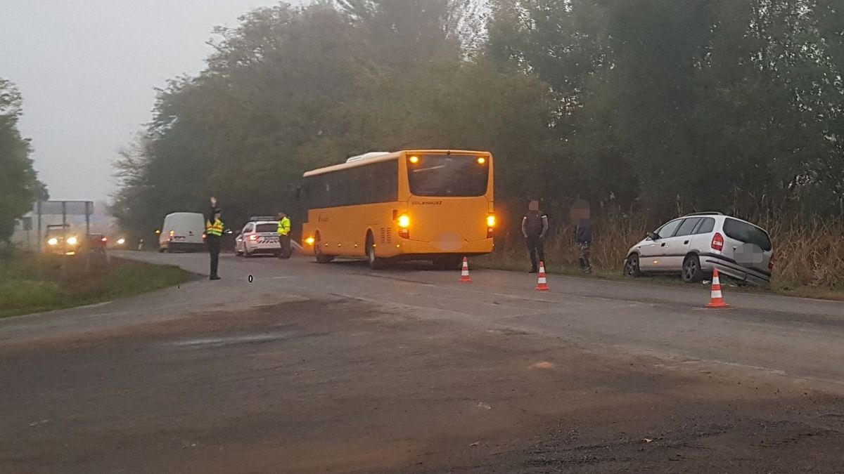 Autóbusz és személykocsi ütközött Lesencetomajnál