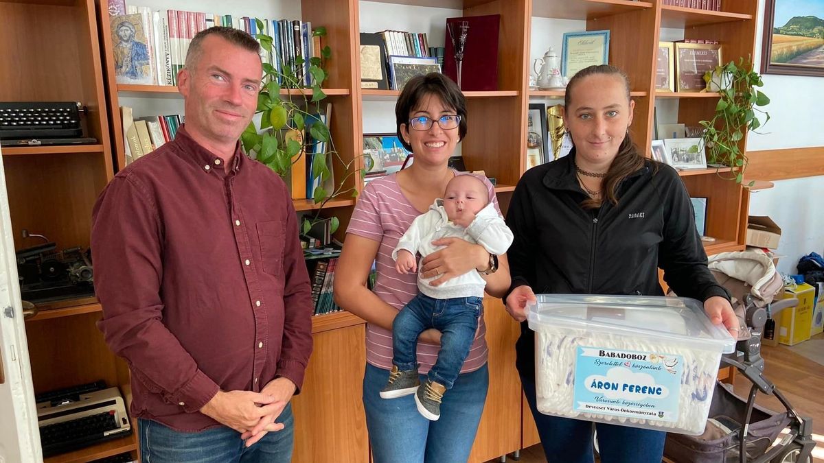 Babadobozok az újszülöttek családjainak
