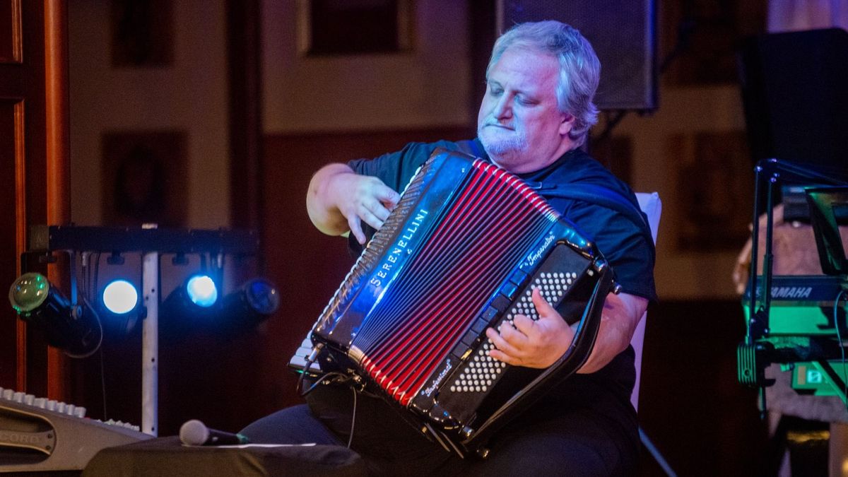 Világhírű harmonikavirtuóz adott koncertet Sümegen