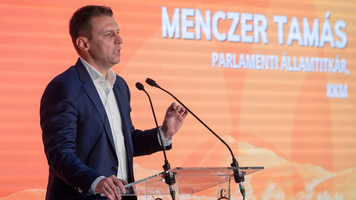 Menczer Tamás: mindent a magyar érdek szerint teszünk