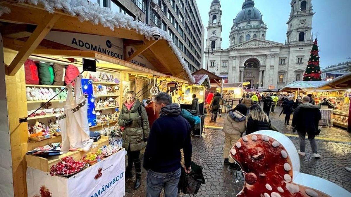 Megnyílt az Ökumenikus Segélyszervezet Adománypontja Budapesten, az Advent Bazilika területén