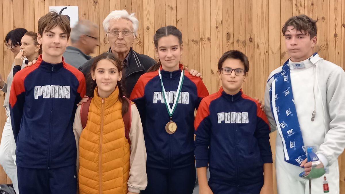 Jól forgatták a fegyvereiket a dózsavárosi vívók