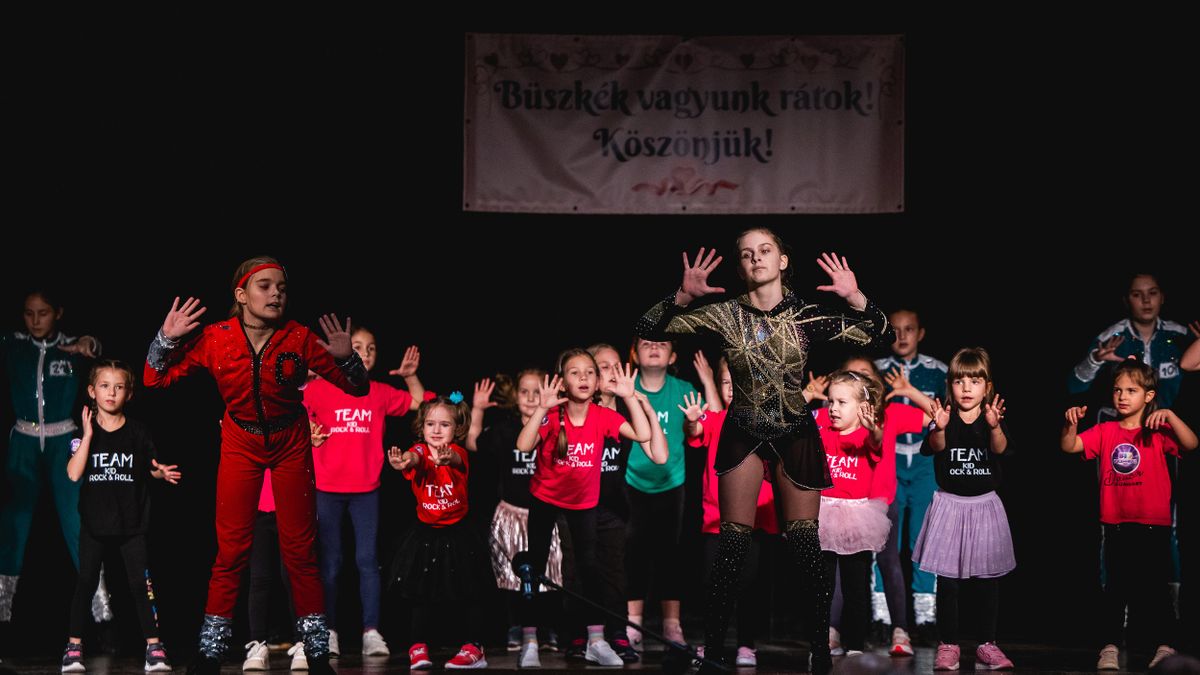 Herenden gáláztak a fiatalok