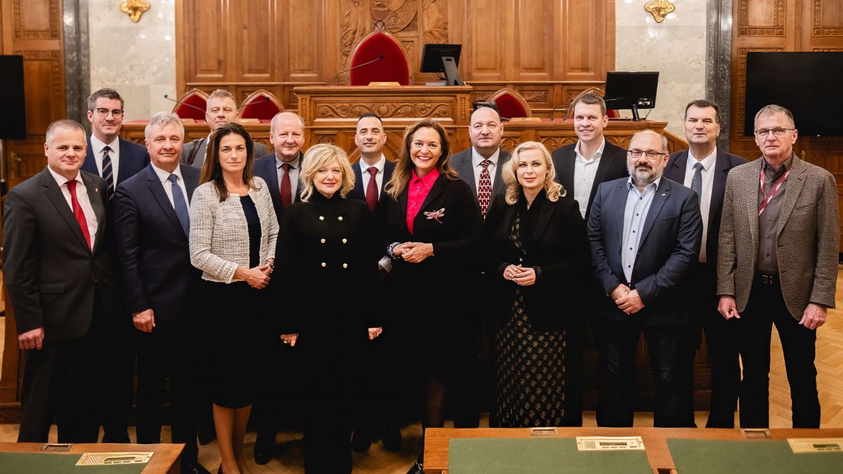 Parlamenti csoport alakult az állatok védelme érdekében