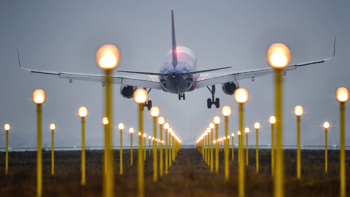 A nyári szezonban 33 millióan repültek a Wizz Air járatain