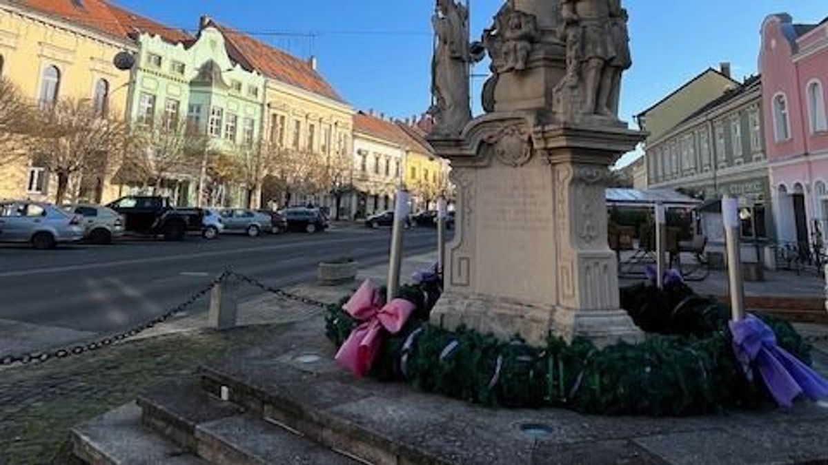 Hatalmas adventi koszorú készült Tapolcán