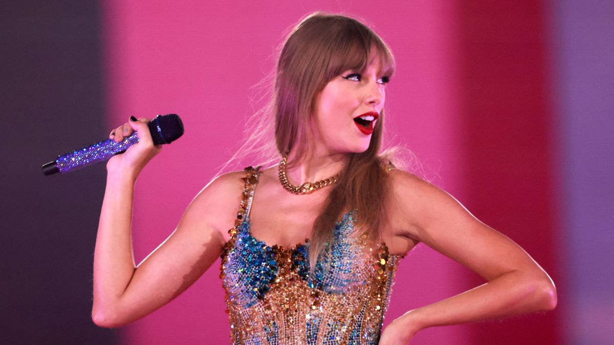 Taylor Swift beelőzött mindenkit: egy újabb rekordot döntött meg (videó)