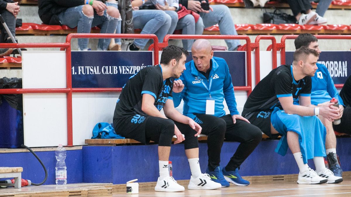 Fontos meccs előtt a Fejér-B.Á.L. Veszprém