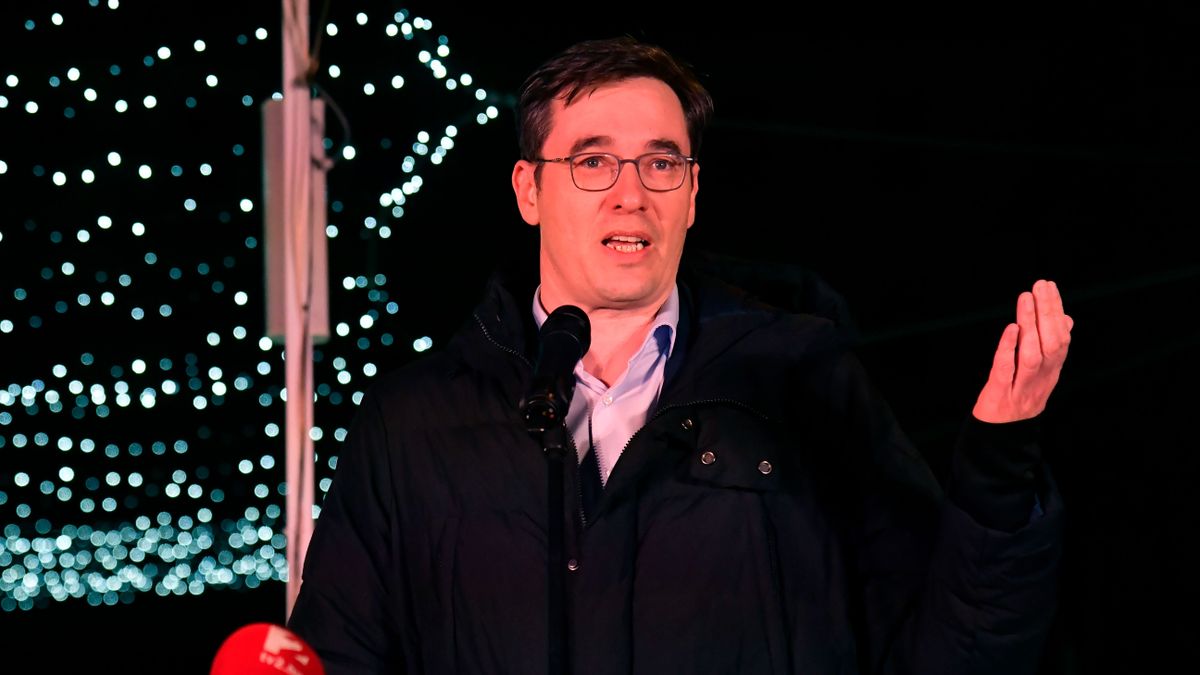 Súlyos büntetést kaphatnak a mikroadomány-botrány szereplői