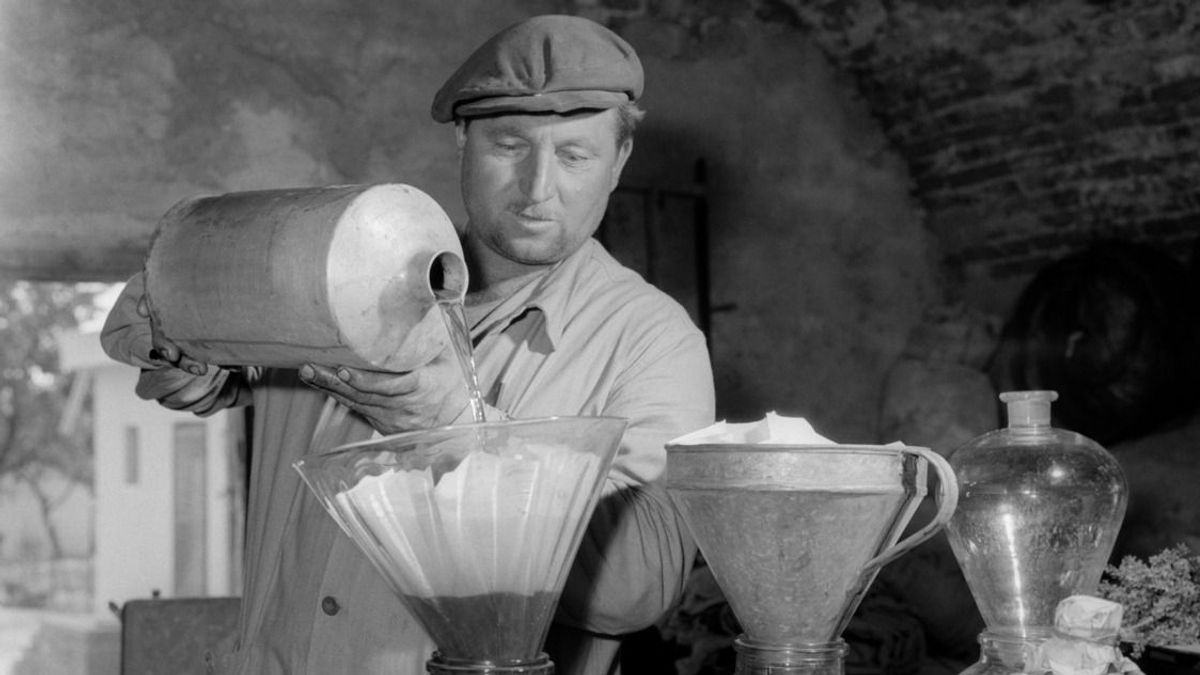 Tihanyi retró: így készült a levendulaolaj az ötvenes években