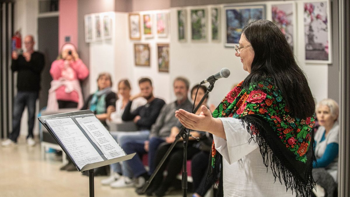 Felvette a harcot a leukémiával: a festés segíti a gyógyulását a Veszprémben élő festőnek