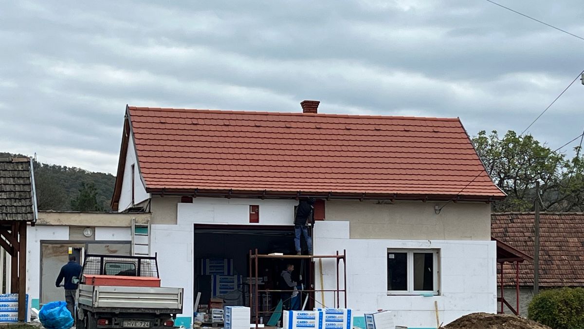 Megújul a monostorapáti tűzoltószertár