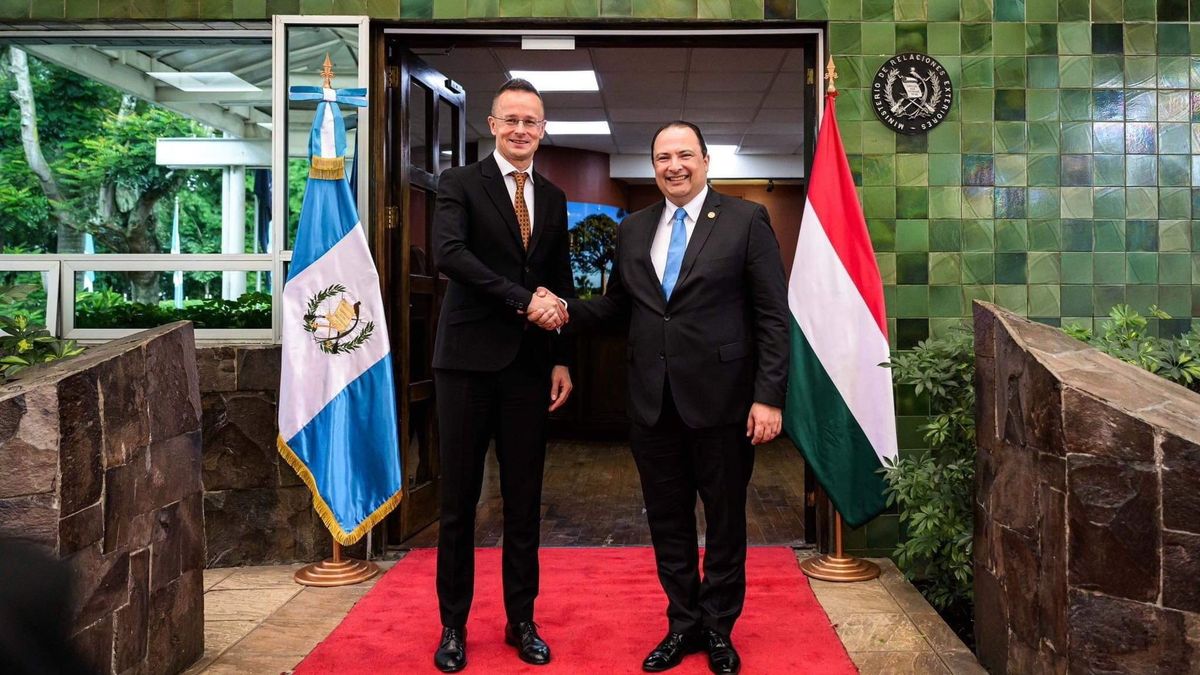 Szijjártó Péter: Magyarország és Guatemala is határozottan kiáll az illegális migrációval szemben