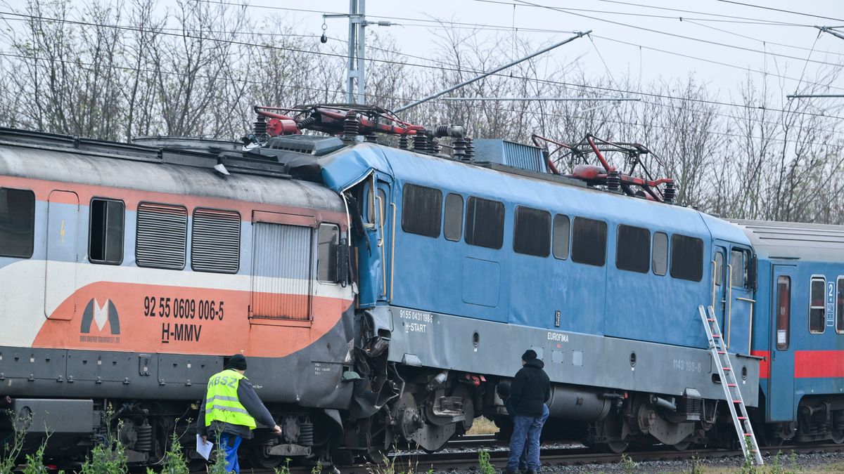 Súlyos vonatbaleset történt Sápnál, egy ember életveszélyesen megsérült (videó)