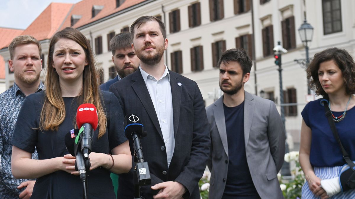 Alapjogokért Központ: a Momentum megint azt játssza, hogy nem kér Gyurcsány Ferencből