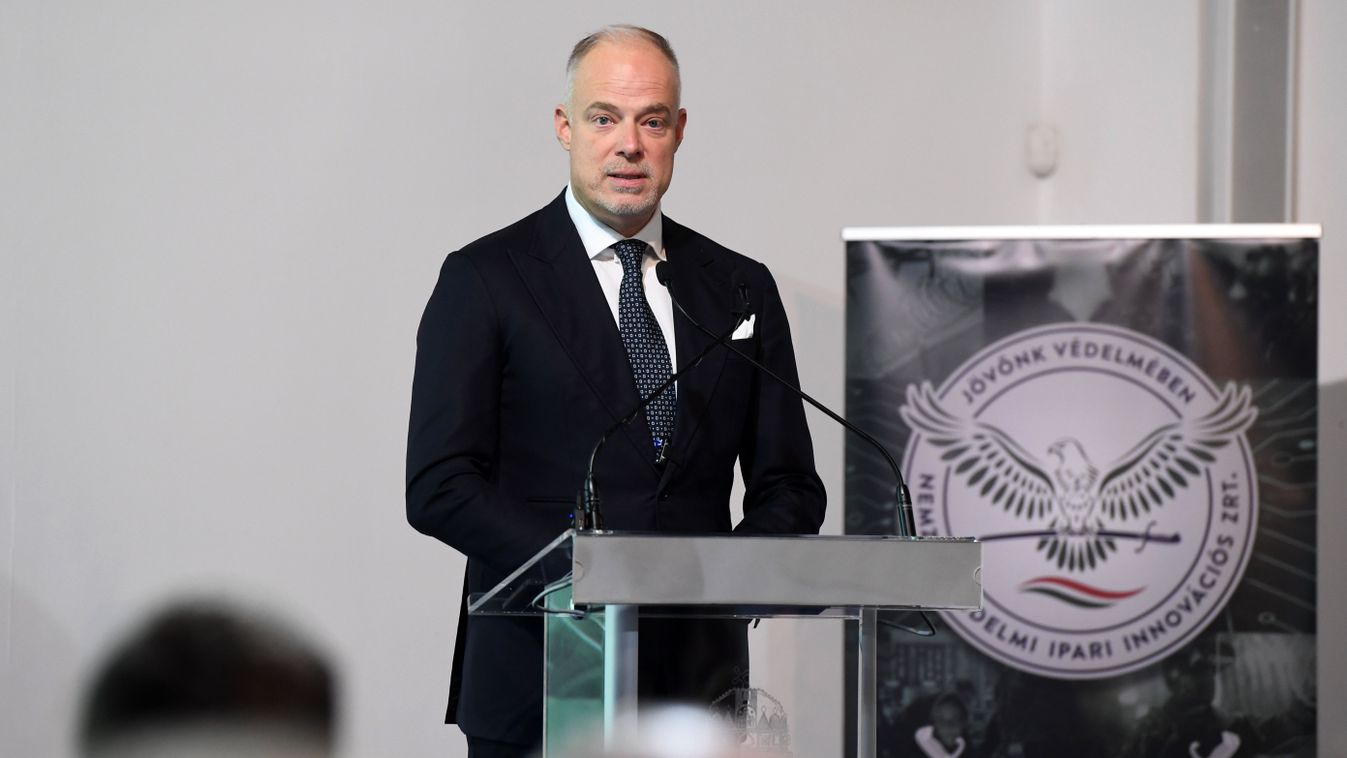Szalay-Bobrovniczky Kristóf: a magyar haderőt ütőképessé, a hadiipart versenyképessé kell tennünk