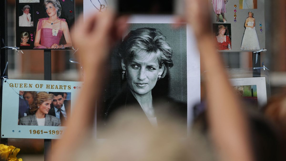 Meglepő dolog derült ki a néhai Diana hercegnéről és III. Károlyról